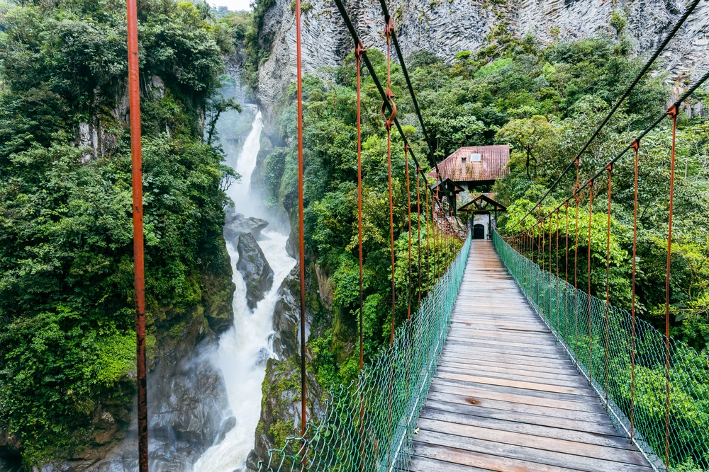 Pailon del Diablo Hängebrücke